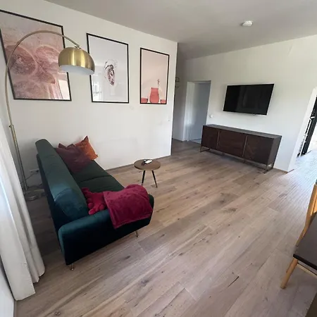 Apartman Modernes Zentrales *
