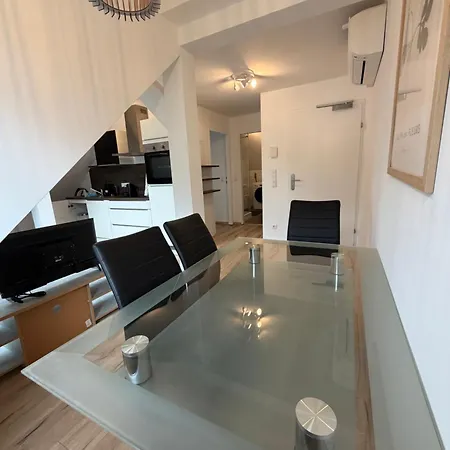 Modernes Zentrales Apartman