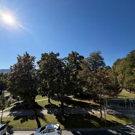 Modernes Zentrales Mit Balkon Apartment Villach