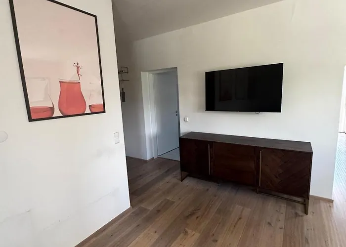 Modernes Zentrales Apartament