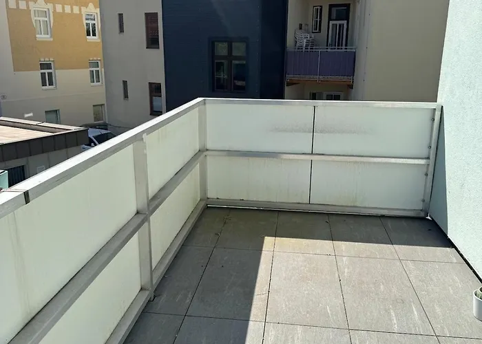 Modernes Zentrales Appartamento Villach